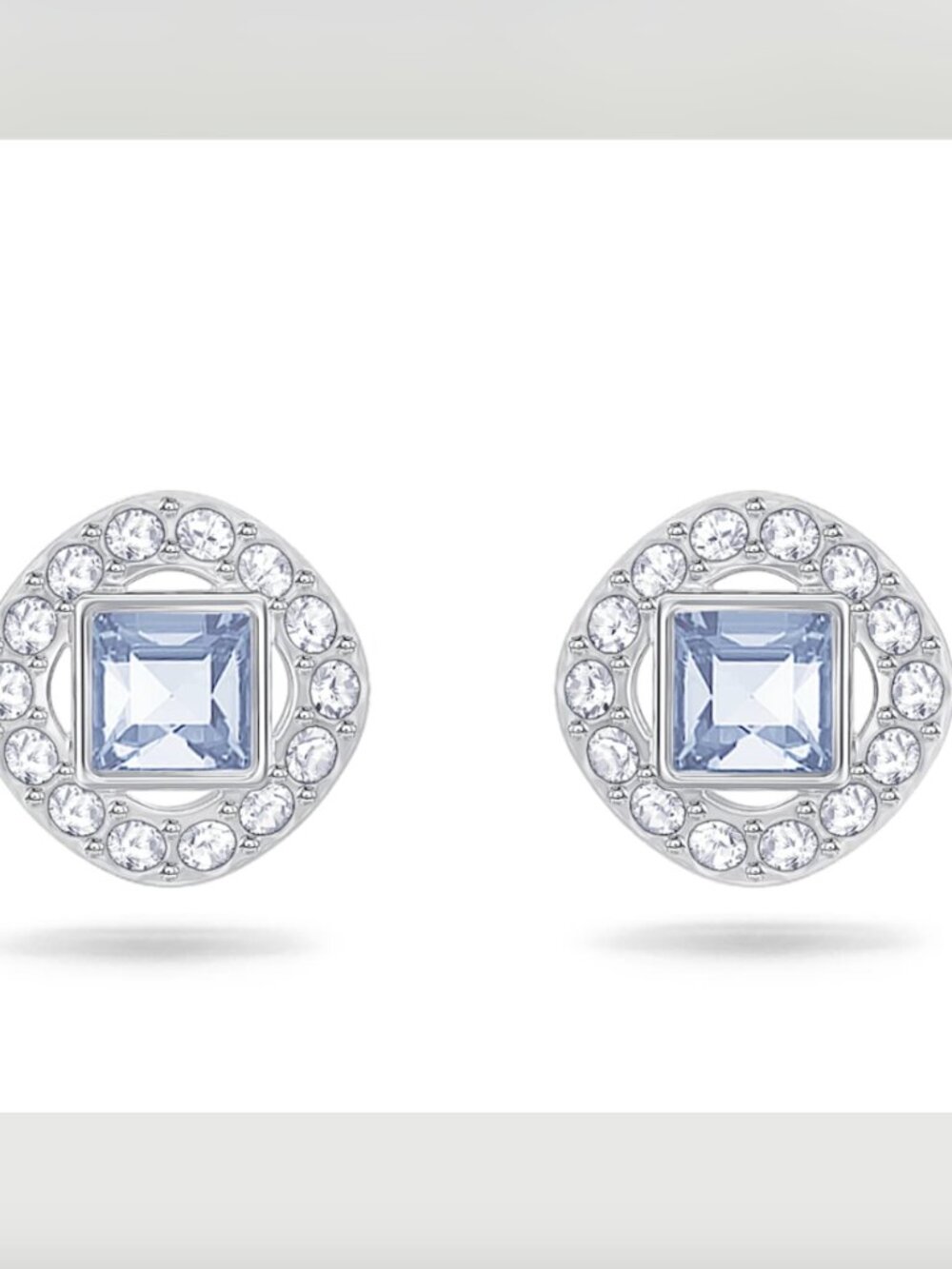 Swarovski crystals Studs (New, NWT)